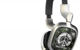 metal-gear-solid-peace-walker-headphones-announced-20100520033407647_640w