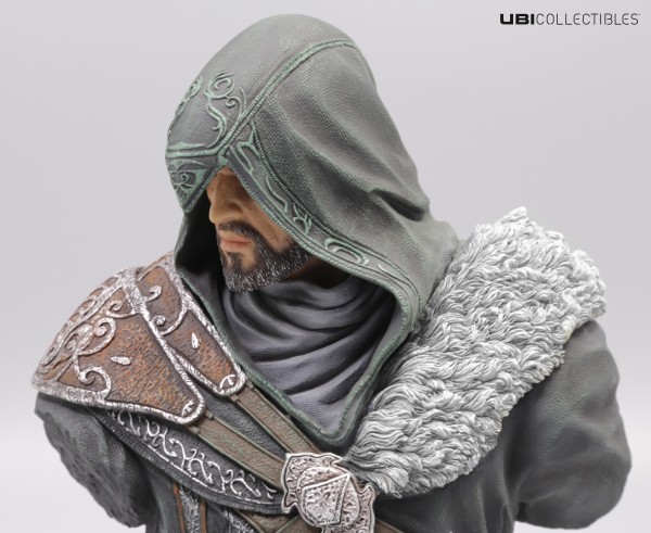 Ezio Mentor PVC Bust from Assassin's Creed Legacy Collection 1
